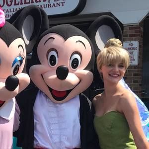 Meet your Posher, Dee